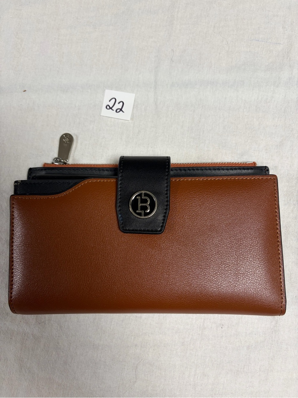 Two-Tone Brown and Black Women's Leather Wallet with Logo Snap